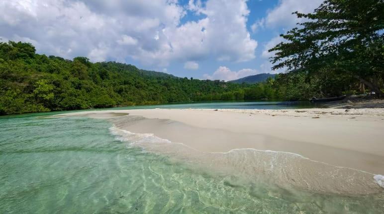 Rene'S Pasta Bar & Guesthouse Koh Kong Ngoại thất bức ảnh